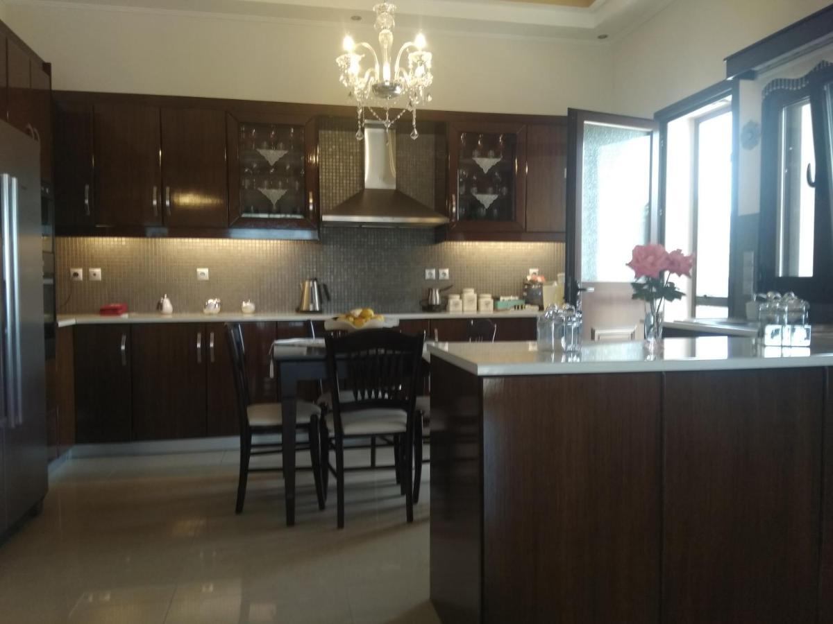 Kos Villa - Family Comfort With Large Garden, Jacuzzi מראה חיצוני תמונה